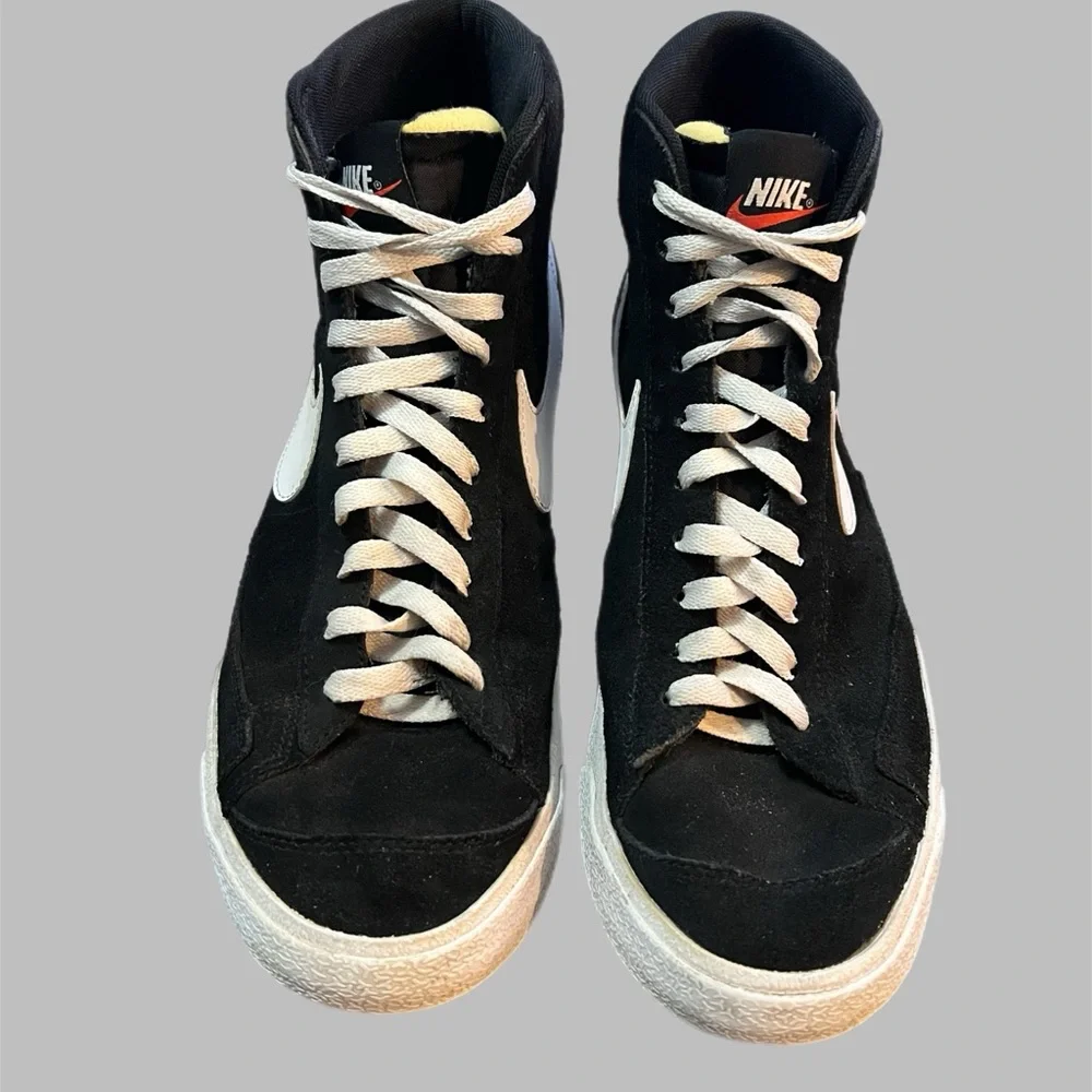 Nike Blazers Black and White Suede Mid-Top Sneakers - Picture 1 of 4